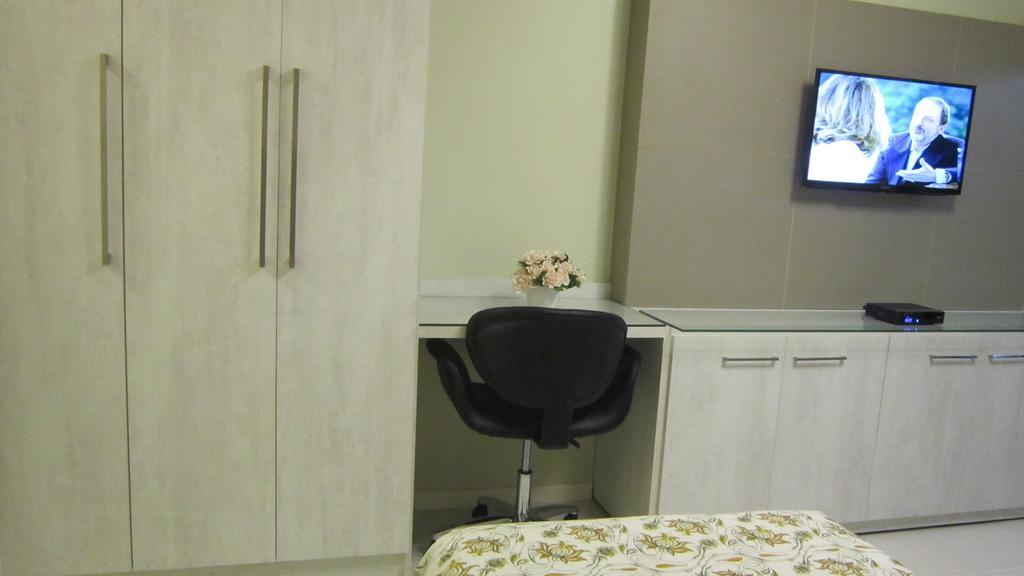 Apartamento com Varanda