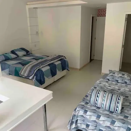 Mansão condomínio Maramar-3