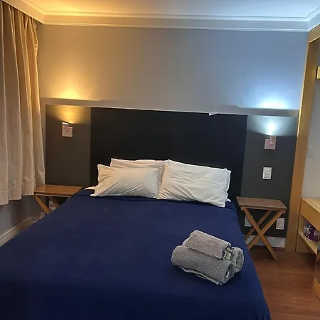 Hotel Alameda Santos H1208-3