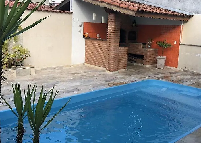 Casa com piscina em Mongaguá Vila Praia Grande 